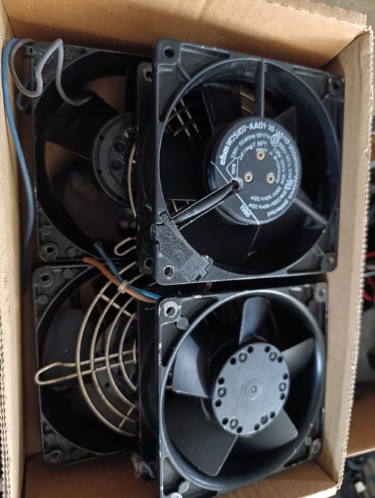 Matrial electronica e electronico usado mas a funcionar.64751082280579123