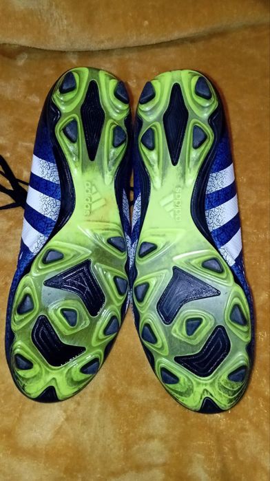 Бутсы Adidas Predator FREAK 4
