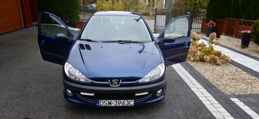 Peugeot 206