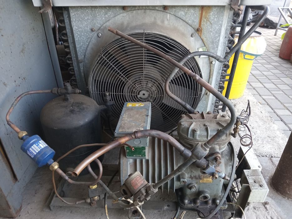 Холодильний компресор Капелан 301 з випарником та блоком управління