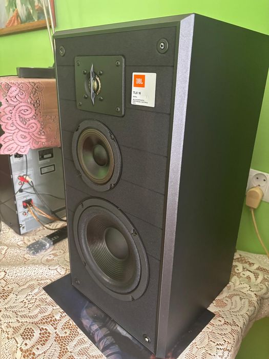 Kolumny głośnikowe JBL