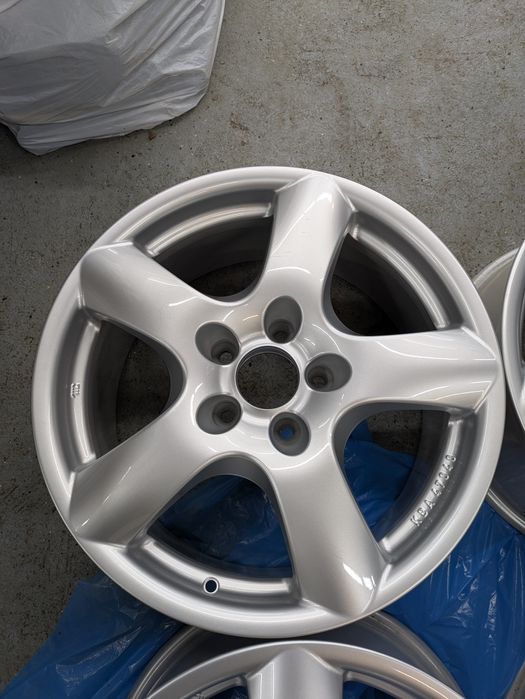 Felgi aluminiowe Nowe 18cali 5x120 Rial