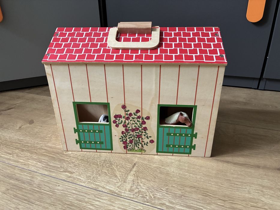 Drewniana stajnia Melissa&Doug i zeierzeta Schleich