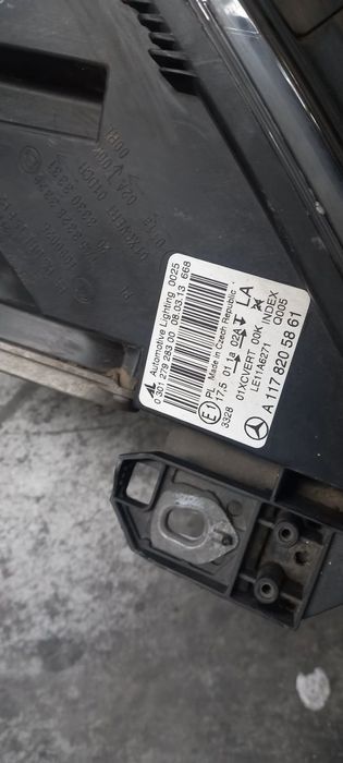 Farois Frente Mercedes W 205 Ano 2016