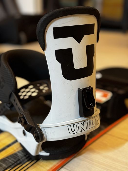 Сноубурд Flow Rush + крепи Union force