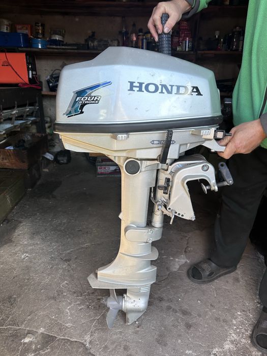 Honda 5 Мотор лодочний хонда