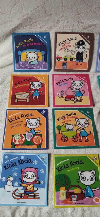 Książki z serii Kicia Kocia 15 sztuk.