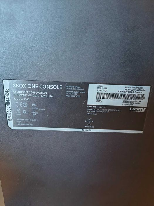 Xbox One 500GB + Kinect 2.0 + Dodatki | Sprawny, Bardzo Dobry Stan