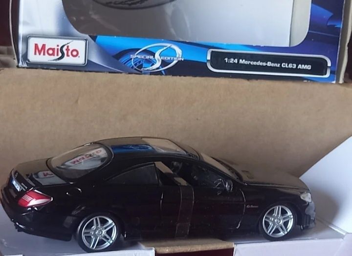 Maisto escala 1/24 Mercedes-Benz GL63 amg