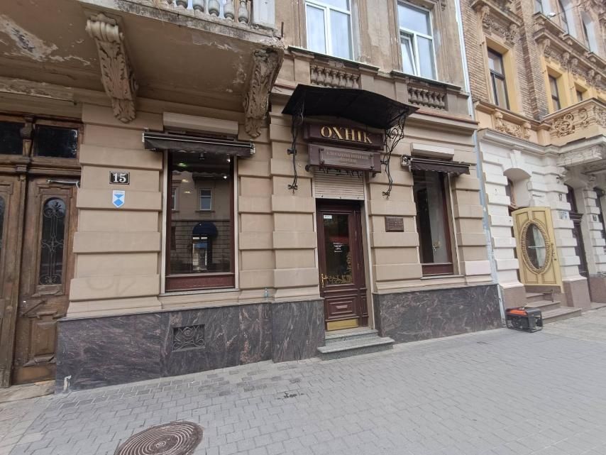 Без комісії. Оренда комерційного приміщення в центрі Львова по вул Грушевського