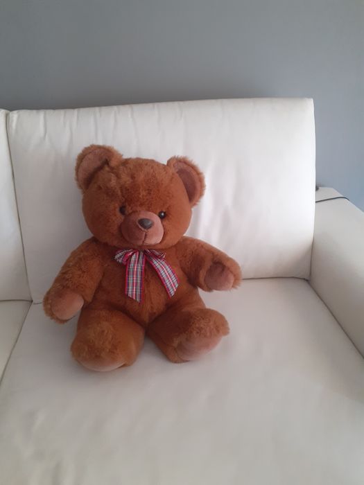 Urso de peluche grande