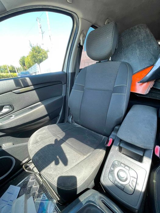 Renault Grand Scénic  2010 para peças