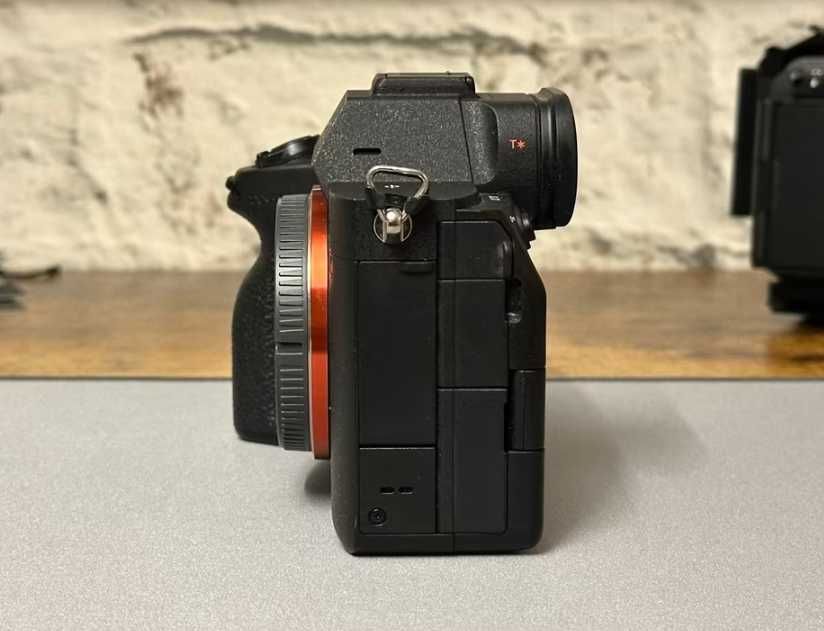 Sony A7 IV (ILCE-7M4)
