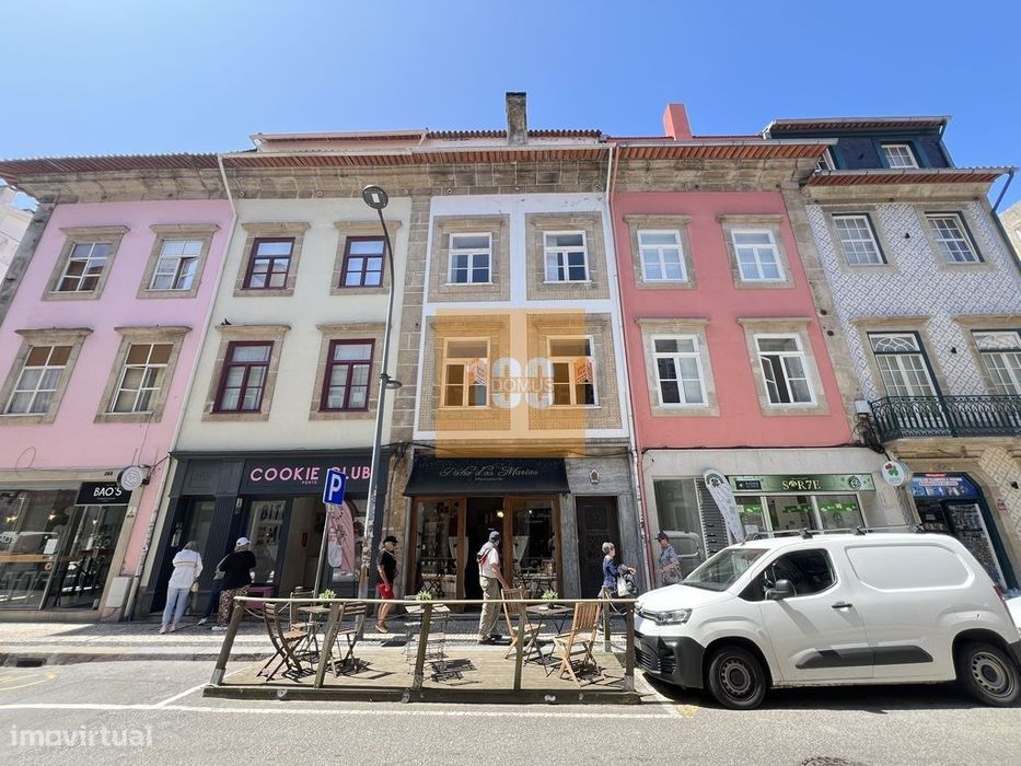 Loja na Rua de Cedofeita