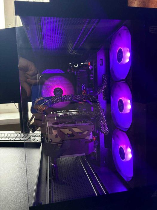 продаю потужний ТОП ПК на i9 4.9 Ghz DDR4 32gb 850W  (без відеокарти)
