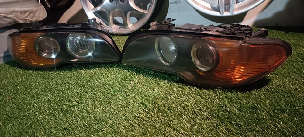 Óticas xenon bmw E46 coupé originais Hella impecáveis