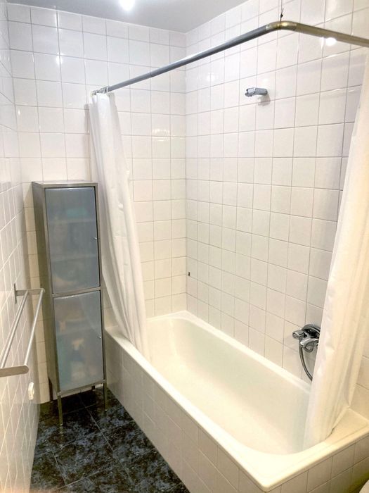 Duplex T2/T3, com 103 m², no centro de Telheiras