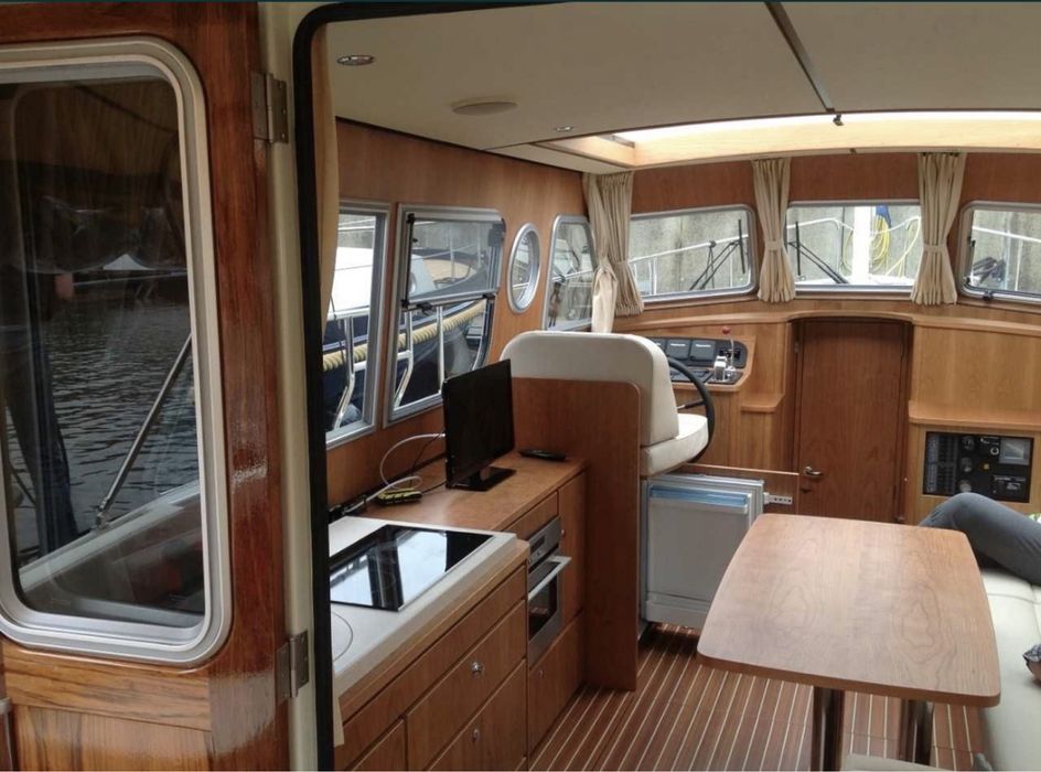 Яхта Linssen Grand Sturdy 34.9 АС