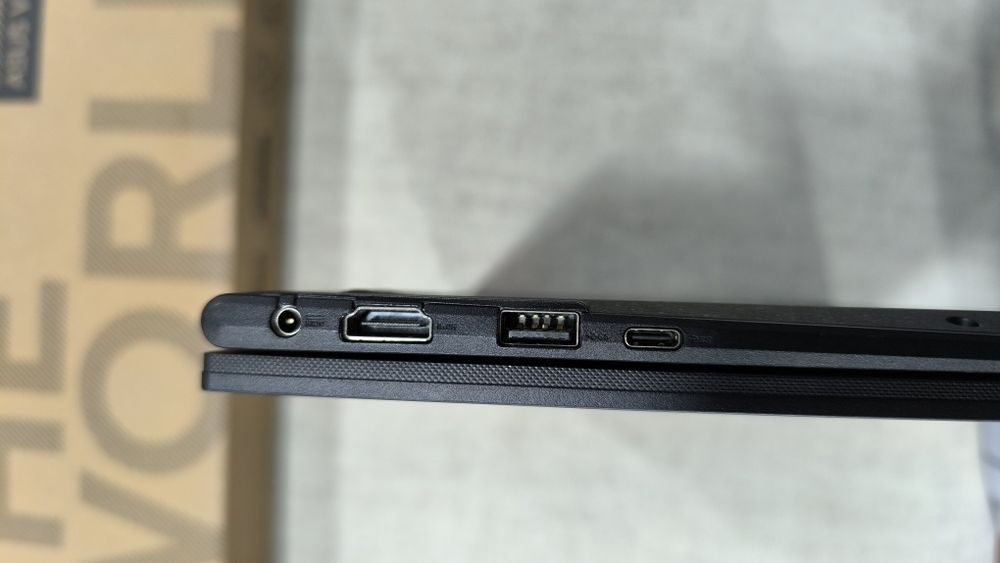Portátil Asus Vivobook Flip 14"