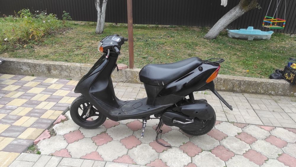 Suzuki lets  3  new бабочк