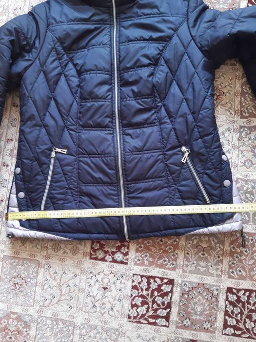 Куртка осінь- зима утеплена 52-54 р.