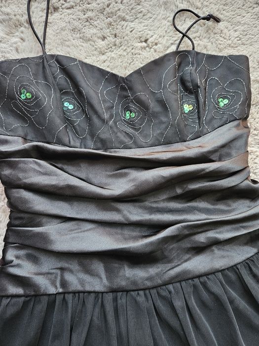 Sukienka studniówkowa czarna tiulowa L