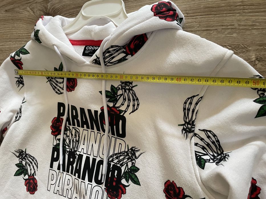 Bluza Paranoid Croop biała z różami