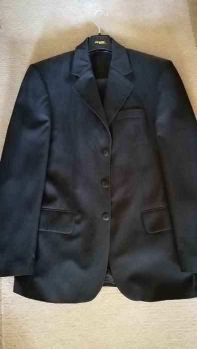 Garnitur męski wzrost 176 cm., 82 w pasie.