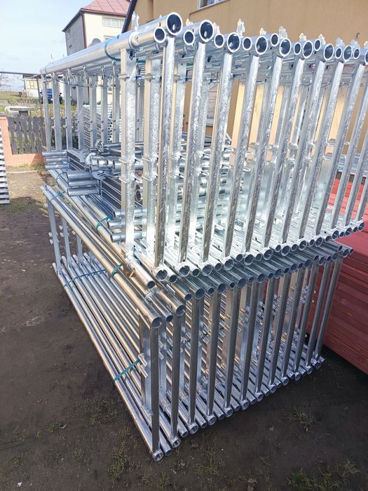 300 m2 Rusztowanie ramowe elewacyjne nowe