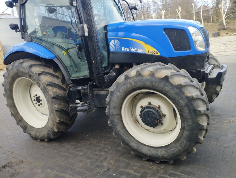 New Holland t6020 t 6010 t7040