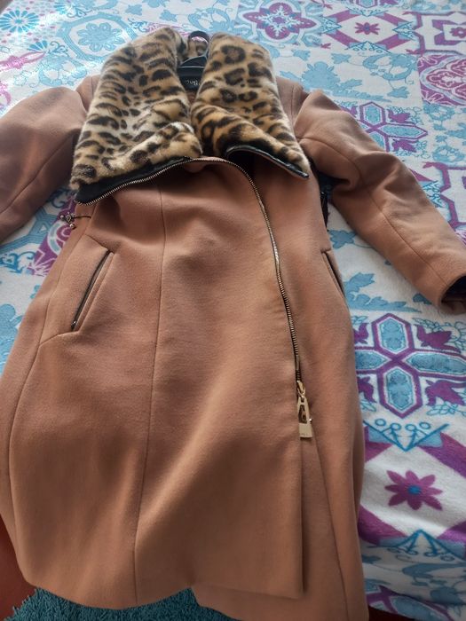 Пальто зимове,тепле,хто купить не пошкодує