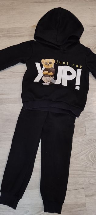 Костюм на хлопчика 92р на флісі