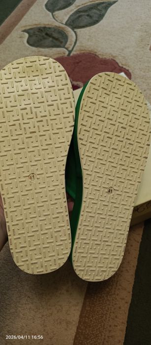 Шкіряні шльопанці 40 р.