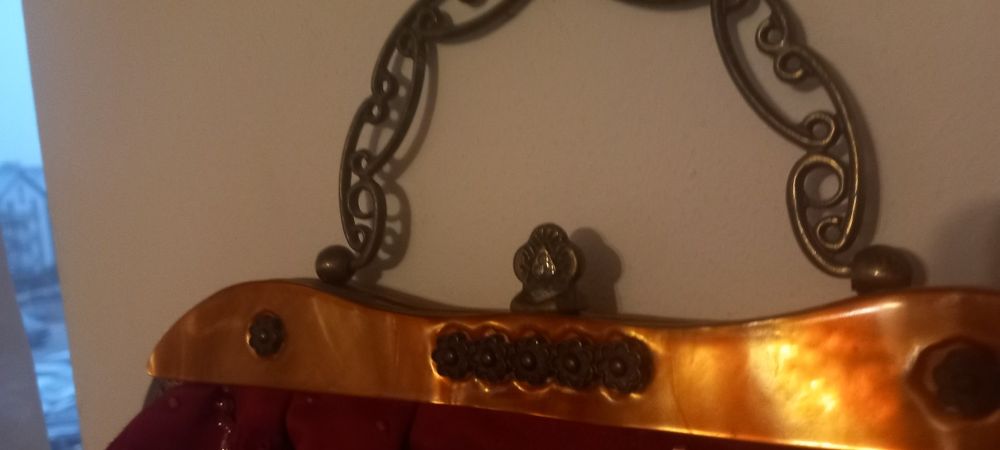 Retro torebka wizytowa kolekcja, czerwone wino, z koralikami