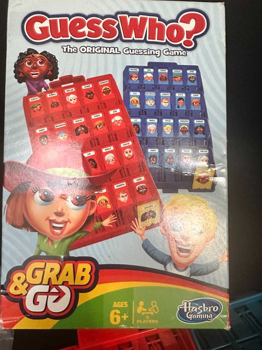 настільна гра Вгадай Хто? від Hasbro Gaming дорожня версія