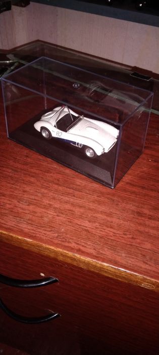 Модельки 1:43...