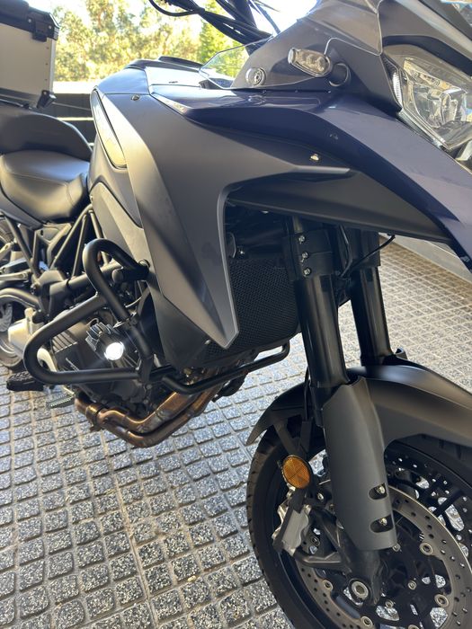 QJ Motor SRT 550 com extras