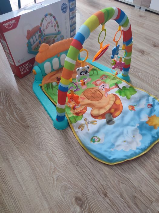 Mata edukacyjna z pianinkiem dla dzieci dziecka