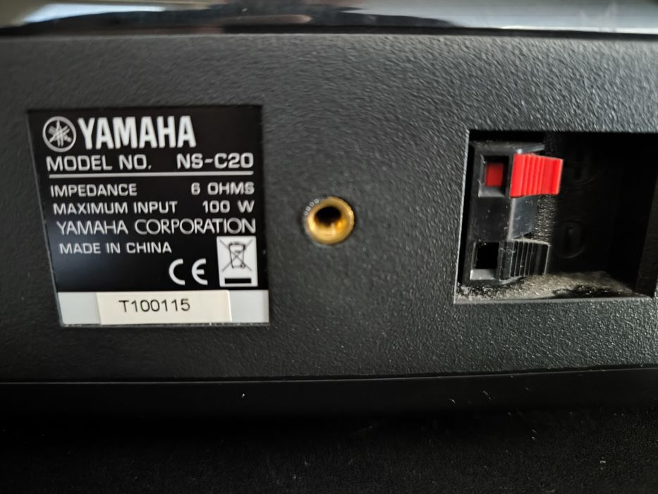 Colunas 5.1 Yamaha para amplificador