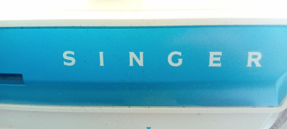 Maquina costura Singer