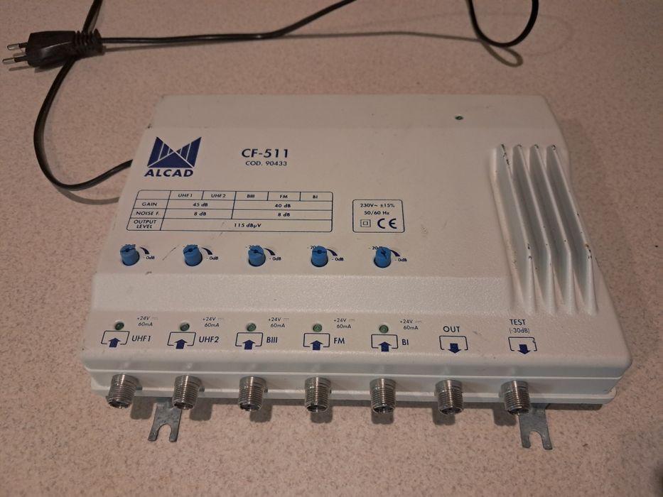 Усилитель многодиапазонный Alcad CF-511