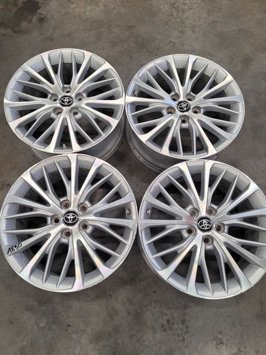 Felgi aluminiowe r 18 toyota komplet