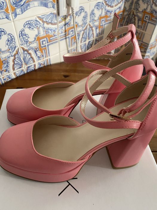 Vendo sandalia limda