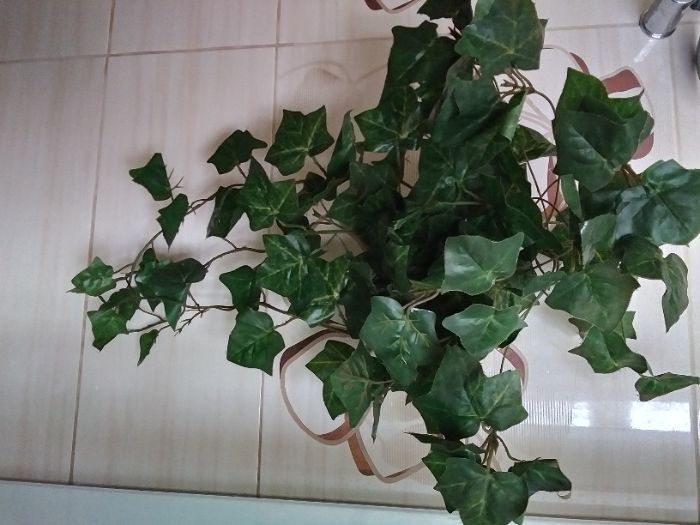 Kwiat sztuczny wiszacy