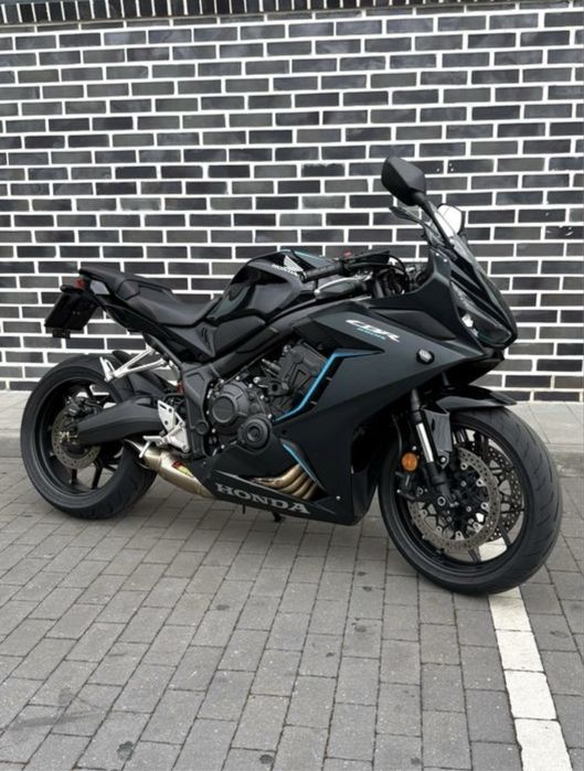 Honda CBR650R — Excelente Estado