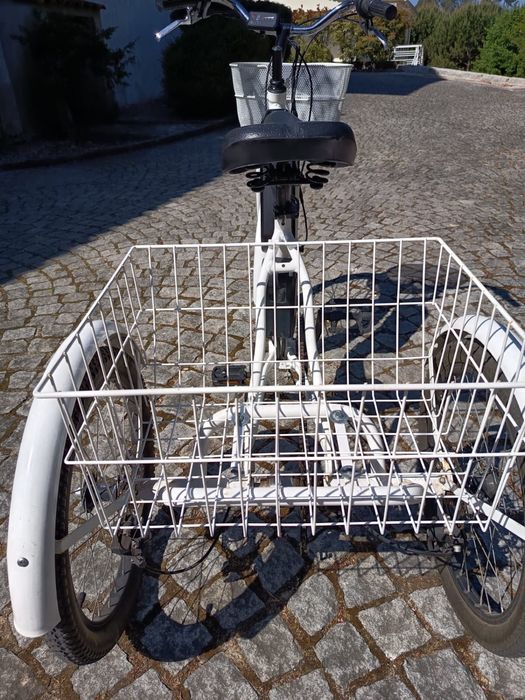Triciclo eletrico