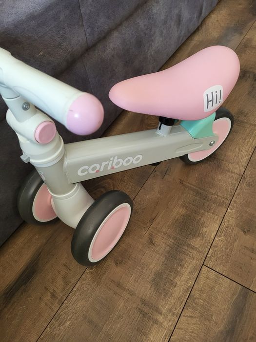 Jeździk cariboo dla dziewczynki
