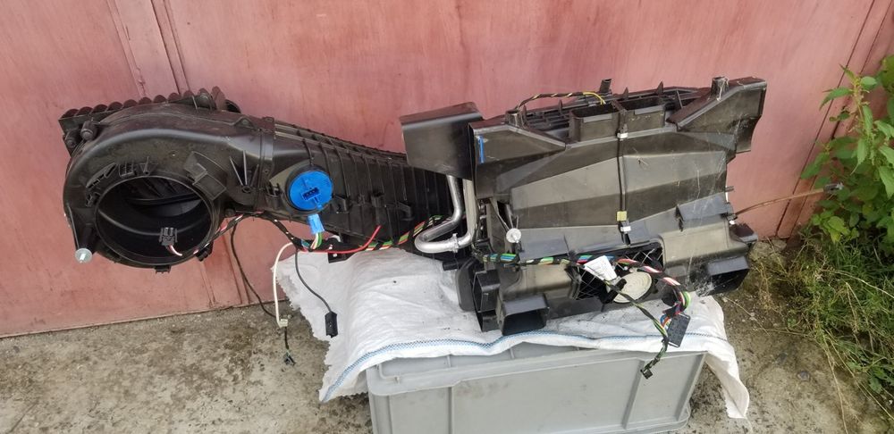 Печка корпус Sprinter Спринтер А9068302661 реостат