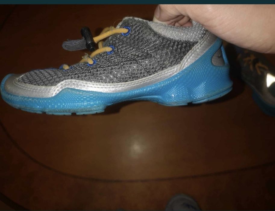 Buty sportowe Eco biom train natural motion rozmiar 32