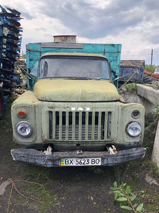 Автомобіль ГАЗ-САЗ-3507 самоскид